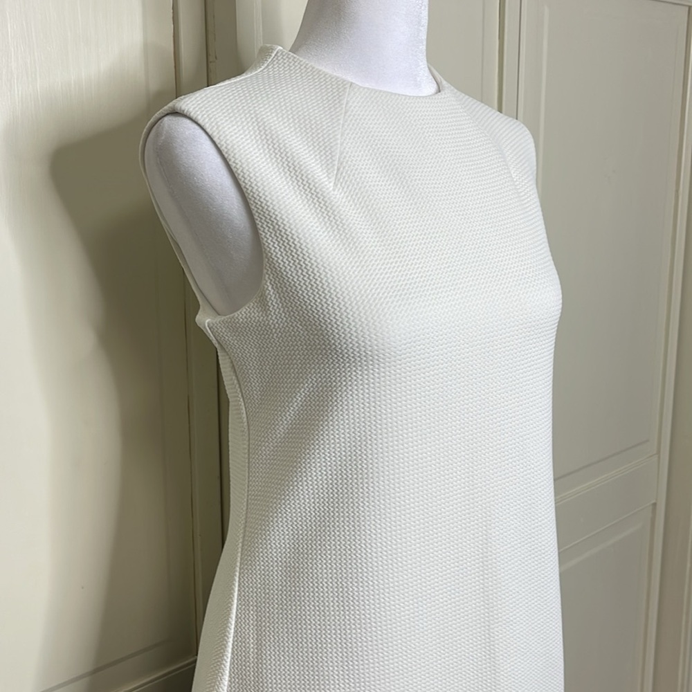 METAPHOR Women's White and Black Color Block Slee… - image 4